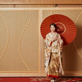 和装も多くの衣裳を取り揃えています