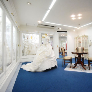 千草ホテル直営のドレスショップが様々な衣裳をご提案します|千草ホテルの写真(4933312)