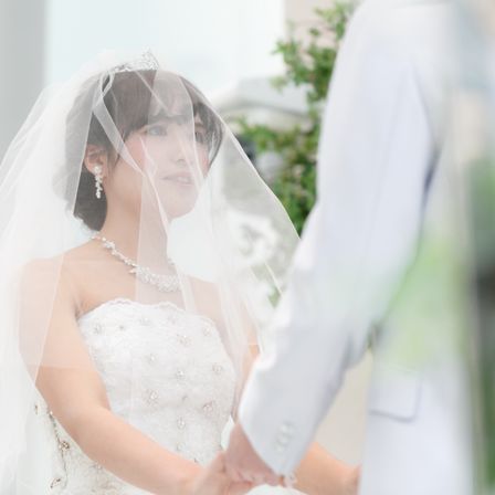 緑溢れる空間での撮影は、おふたりをより素敵に写します|The Bellclassic Fukuoka Ohori (ベルクラシック福岡大濠)の写真(4006145)