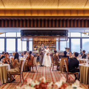 ～ヴェレ～ナチュラルでスタイリッシュなバンケット。リズミカルに切り替わる壁面の模様、天井の無数のライトはまるで星空のように輝きます。|ベルヴィ郡山館の写真(56216462)