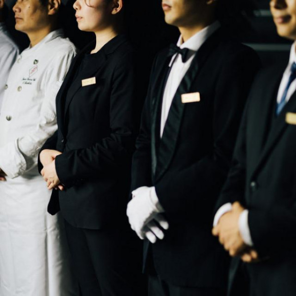 お二人のご希望に合わせたオリジナルメニューで大切なゲストをおもてなし