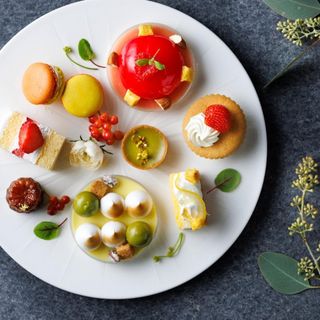 【見学&相談フェア】会場見学×大人気スイーツ試食×平日だけの宿泊特典