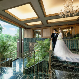 (1)ディナービュッフェ招待券2.6万円分プレゼント(2)ローストビーフ&オマール海老など4品試食