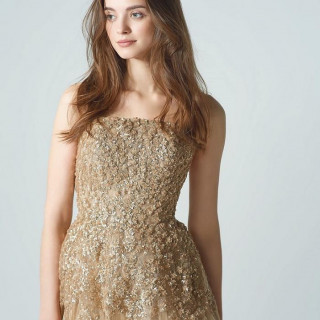 ANNA SUI 光輝くビーディングレースを贅沢に施したゴージャスでクールなイメージのゴールドドレス