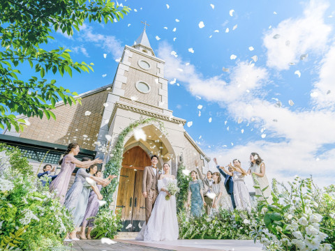 独立型チャペルが特徴！」｜チャペルは独立型で、いわゆる結婚式で使