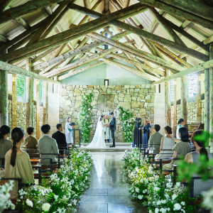 石と石は、時が経つほどお互いを強く支え合い、|THE NIDOM RESORT WEDDING  ニドムリゾートウエディングの写真(43024590)