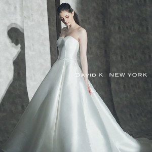 花嫁を輝かせる、気品あるドレススタイル|THE NIDOM RESORT WEDDING  ニドムリゾートウエディングの写真(24572585)