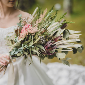 ブーケもドレス・メイクにあわせて|THE NIDOM RESORT WEDDING  ニドムリゾートウエディングの写真(24577470)