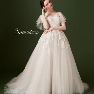 春を告げる花として知られている“snow drop”
花嫁の美しさを最大限に引き出せる繊細で美しいコレクションラインです。|ベルクラシック函館の写真(39874678)