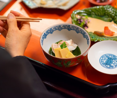 八勝館
