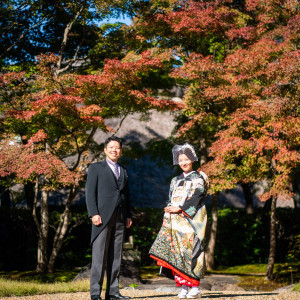 紅葉をバックに|八勝館の写真(52306258)