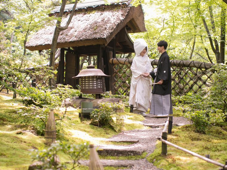 こころからのおもてなしで、お二人の門出をお祝いいたします