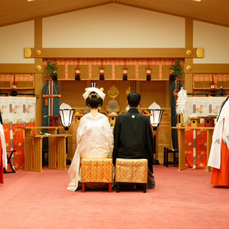 【神前式】ご家族の想いを大切にしたあたたかなな挙式スタイル。ご両家の絆をより深める感動に満ちたひととき。