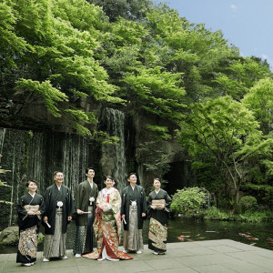 都心とは思えないほど色鮮やかな庭園の「緑」は、まさに永遠に変わらない幸せの象徴|ホテル雅叙園東京の写真(2626446)