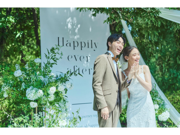 【ガーデン人前式】ナチュラルでリゾートを感じるアットホーム挙式