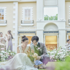 豊かな緑と四季の花々に囲まれてゲストと語らう特別でいてナチュラルな記念日|アニヴェルセル 立川の写真(53663084)