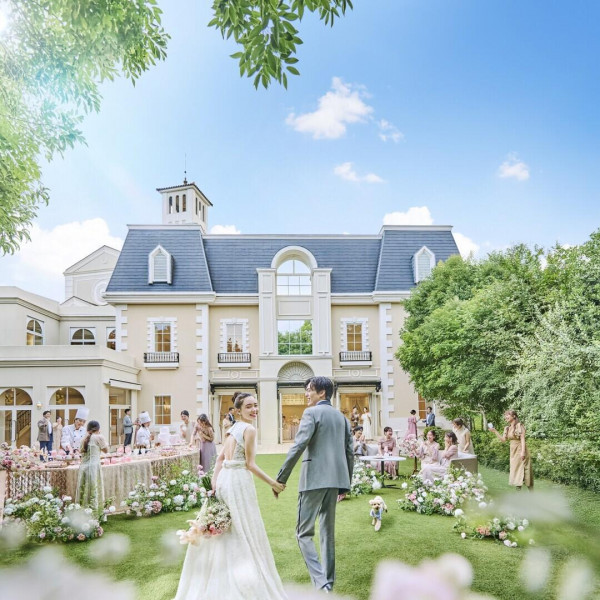 ガーデン付き貸切邸宅はまるでリゾートの非日常感