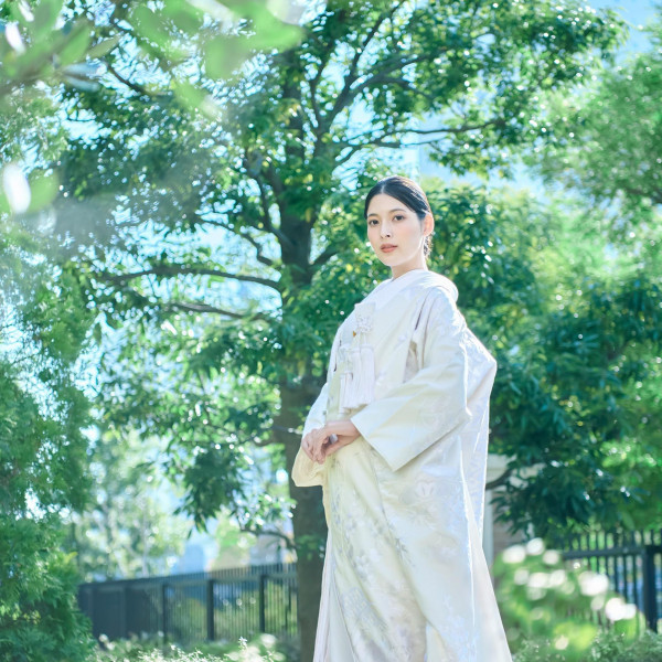 ヘアメイクも当館でご用意可能です