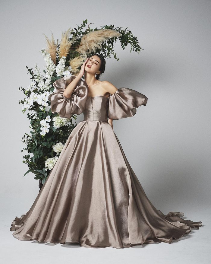 甘さを抑えた上品な美しさを求める花嫁へ