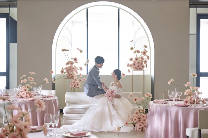 一種類のお花で構成するモードっぽい世界観の「ピンク ピンク ピンク」