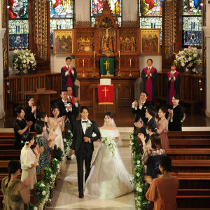 ゲストからの祝福で笑顔いっぱい|ラヴィーナ和歌山の写真(58305737)