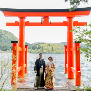 箱根神社の鳥居はおすすめの写真映えスポット|箱根の森高原教会・ホテルグリーンプラザ箱根の写真(7464942)