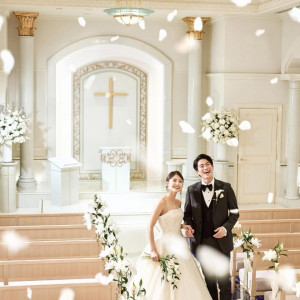 《憧れ*純白チャペル》ハーフコース試食×挙式＆衣装×宿泊など豪華特典