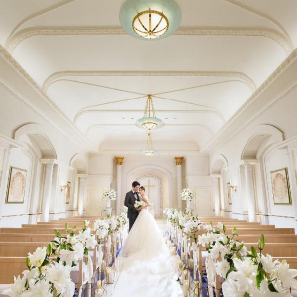純白チャペルで感動挙式を