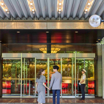 ご新郎ご新婦がお招きするゲストの皆様を大切にサポートいたします。