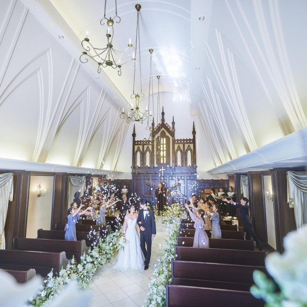 天井高もあるから優雅な気持ちでお過ごしいただけ、ゴージャスな演奏も楽しめる