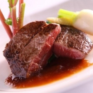 【ゲストも嬉しい常陸牛♪】人気婚礼コース料理試食