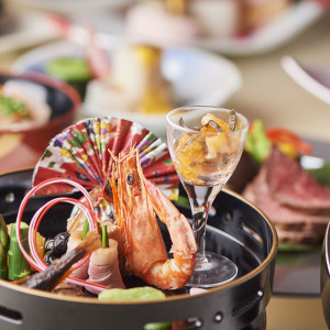 伝統と格式、おもてなしの縁に季節の旬を添えて…
お料理一品一品に四季を感じさせる日本料理|ホテルグランド東雲の写真(3372019)