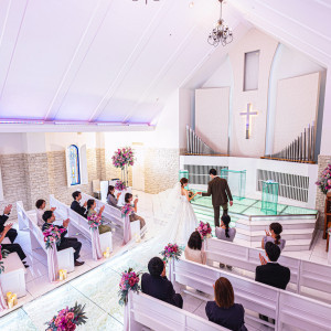 教会式だけでなく、人前式も可能。あなただけの結婚式を。|ラヴィール岡山の写真(26156390)
