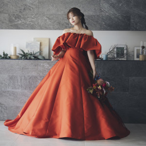 ボリュームあるオフショルダーが、華やかさと気品を演出|ラヴィール岡山の写真(54396341)