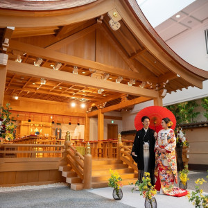 【天翔殿】銅版葺き屋根、総檜造りの神殿門前町をイメージしたアトリウム。細部までこだわって作られている|ホテルモントレ仙台の写真(50585622)