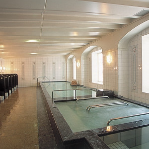 【スパ】ホテル最上階にあり、展望も見事な天然温泉「サラ・テレナ」|ホテルモントレ仙台の写真(240946)