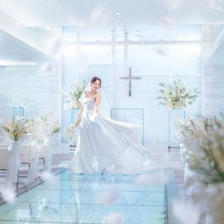 【純白のチャペル】幻想的な挙式体験＆3.2万試食&5千円GIFT