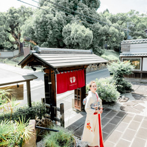 樹齢800年の大楠が皆さまをお出迎え|PAVILIONCOURT(パビリオンコート)の写真(44353273)