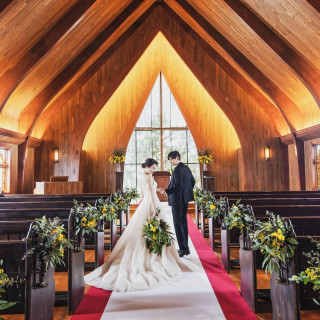 \120万優待×ドレス50%オフ/2万和牛試食×本物の独立型チャペル