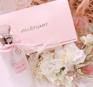 肌にとろけるようになじむボディミルク、ジルスチュアート リラックス ボディミルクのプレゼント!