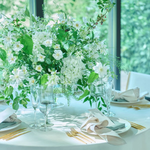 装花はもちろんカトラリーまでこだわって♪|アニヴェルセル 大宮の写真(55247737)