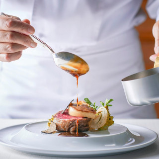 ＼10名～29名邸宅貸切OK／リニューアル挙式&家族婚×贅沢試食会