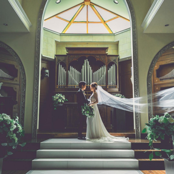 憧れのチャペルでフォトウェディング