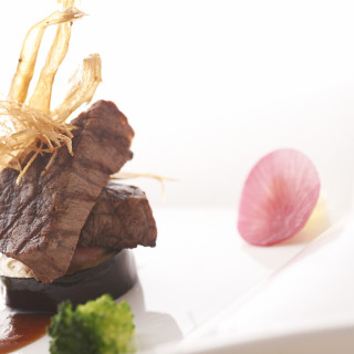 料理評価三重県2位のシェフ特製おもてなし料理試食+パティシエ特製ミニウエディングケーキ付