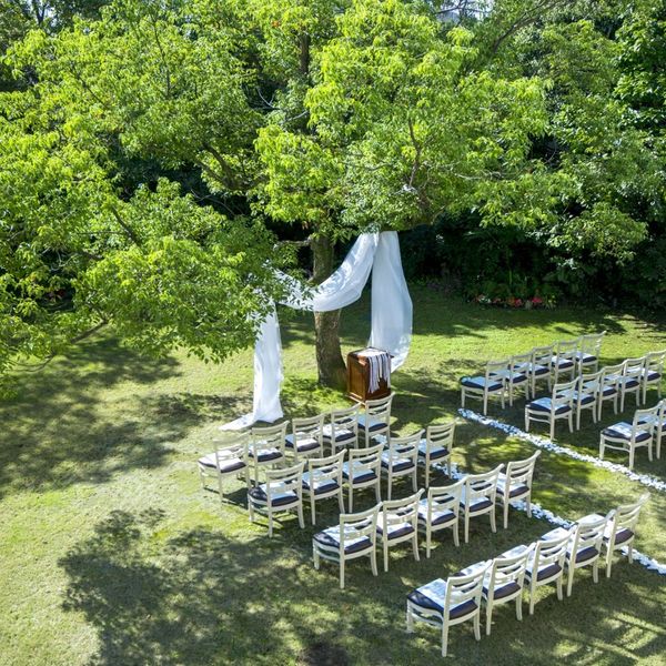 非現実的空間で愛を誓うガーデンウェディング|華王殿　KAODENの写真(860963)