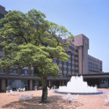 【外観】約3万組の新郎新婦と約300万人の ご列席の皆様に結婚式を通じて感動を提供し続けてきたが私共の誇りです。
