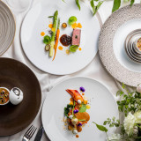 シェフ厳選!絶品スペシャリテ試食 or 1万円相当!食事券プレゼント