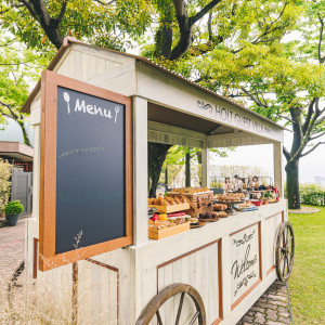 ナチュラルなワゴンが可愛い！おふたりからのおもてなしをここで|SHIROYAMA HOTEL kagoshima（城山ホテル鹿児島）の写真(12931909)