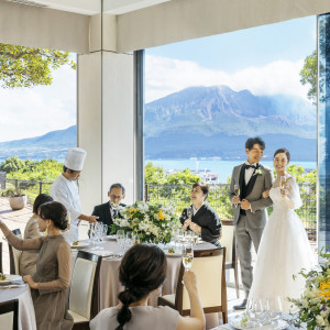 《レインボー》開放的な空間でリラックス。ゲストとの距離もグッと近くなります。|SHIROYAMA HOTEL kagoshima（城山ホテル鹿児島）の写真(51025124)
