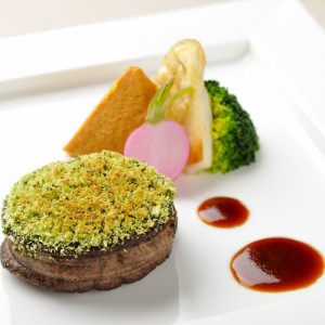 牛フィレ肉の香草パン粉焼き ポワブラードソース|ホテル日航新潟の写真(966883)